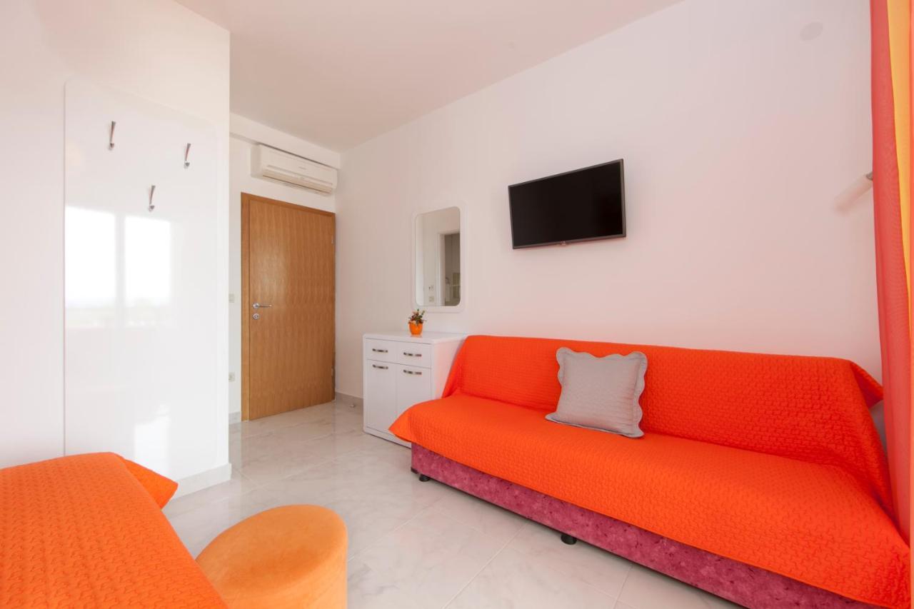 Apartments Milana Tučepi Esterno foto